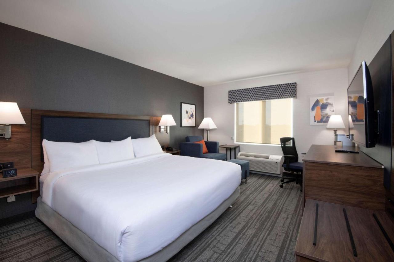 Comfort Inn & Suites Carleton Place Экстерьер фото